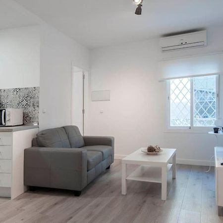Moderno Apartamento En Plaza Merced Malaga Bagian luar foto